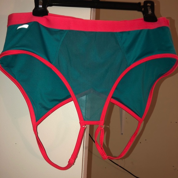 Bra - Picture 2 of 2